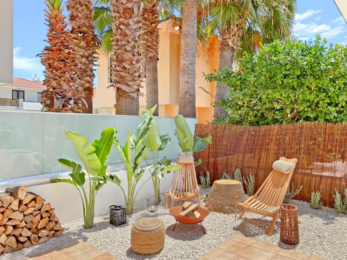 Villa Alba With Beach Access Larnaca Exteriér fotografie